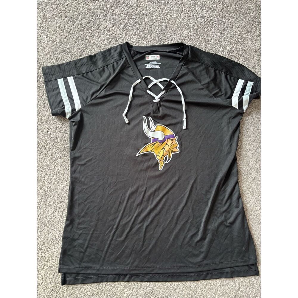 MN Vikings Thielen Shirt